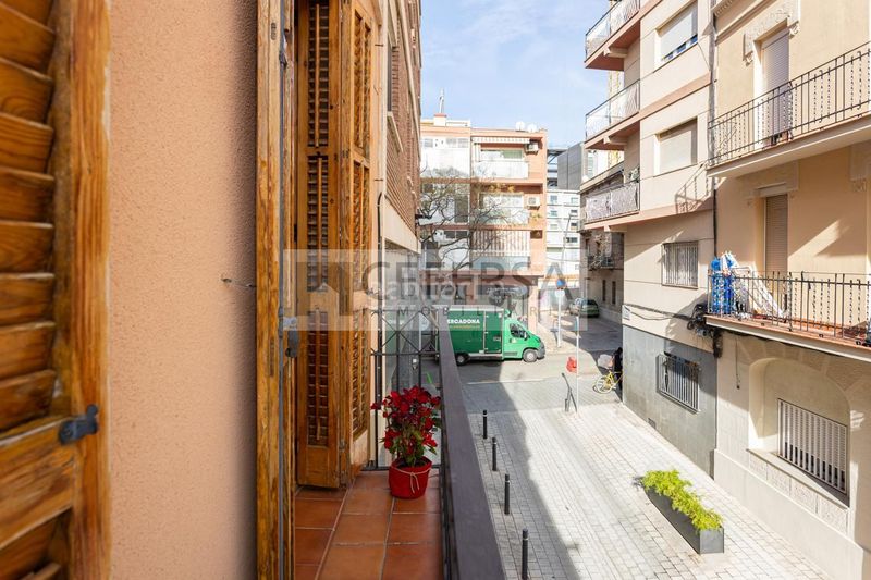 Foto 90d88f68-7a94-441b-92e4-efb6c51eea66. Casa amb calefacció aparcament a Sant Ramon - Maternitat Barcelona