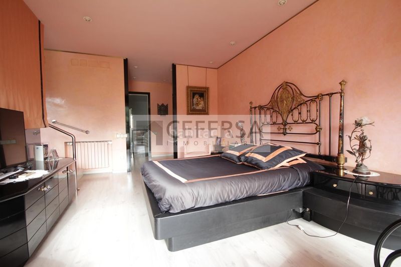 Foto 5f3ac286-d382-491f-be2b-77688c80bd6a. Casa adosada impresionante vivienda con jardín en Pedralbes en Barcelona