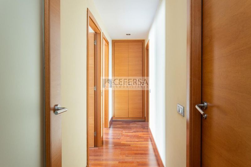 Foto db697fa0-16a0-4f03-b000-2c29d107e789. Pis amb calefacció aparcament a Sagrada Família Barcelona