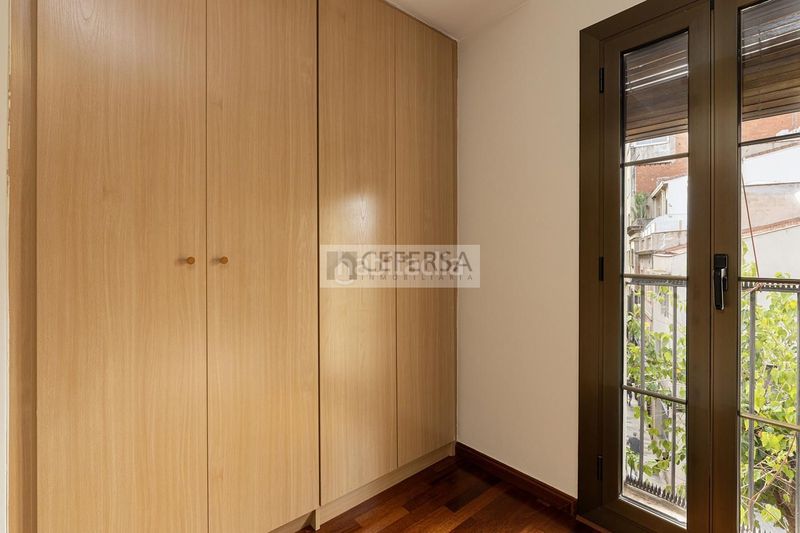Foto 1181e0fb-f6b4-4098-804e-86e20575e629. Casa amb calefacció a Sarrià Barcelona