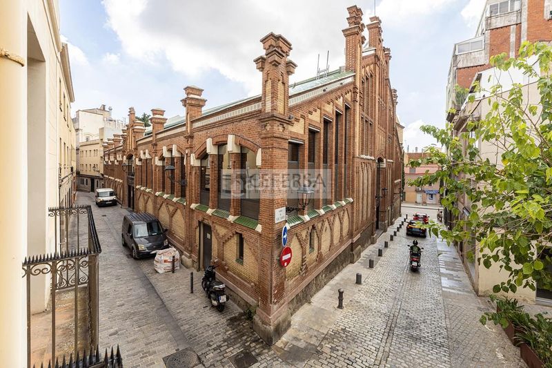 Foto 1fc8f9af-8272-4968-bf67-2cbf363a12d4. Casa amb calefacció a Sarrià Barcelona