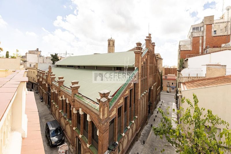 Foto 98fa5751-6ce6-4598-a2ab-831651a98e4c. Casa amb calefacció a Sarrià Barcelona