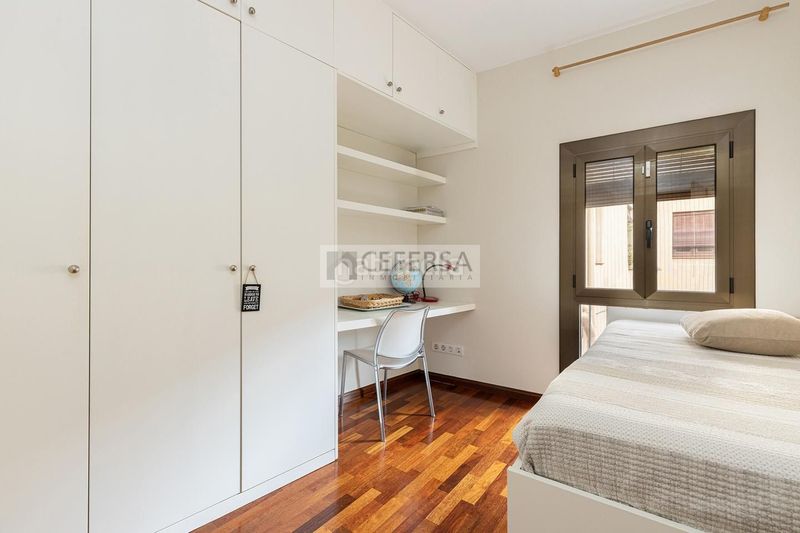 Foto c96743eb-6b82-4cf1-874e-725d68804f1c. Casa amb calefacció a Sarrià Barcelona