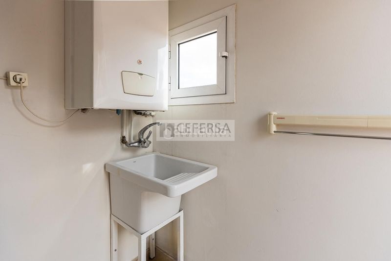 Foto e1746d3e-cffd-403d-bcd6-8910a5d37577. Casa amb calefacció a Sarrià Barcelona