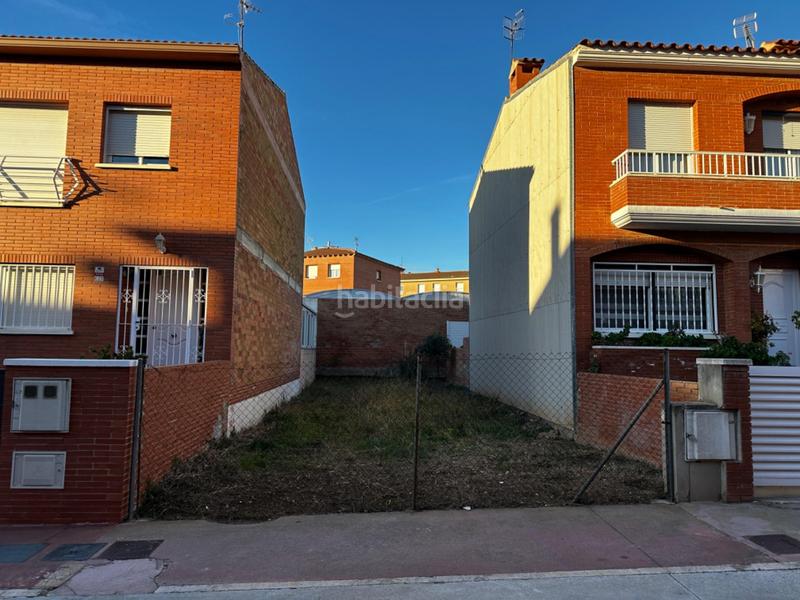 Foto afb4574a-66bc-4430-87af-392e52446bb2. Terreny residencial a carrer pagesia catalana 9 a Calafell