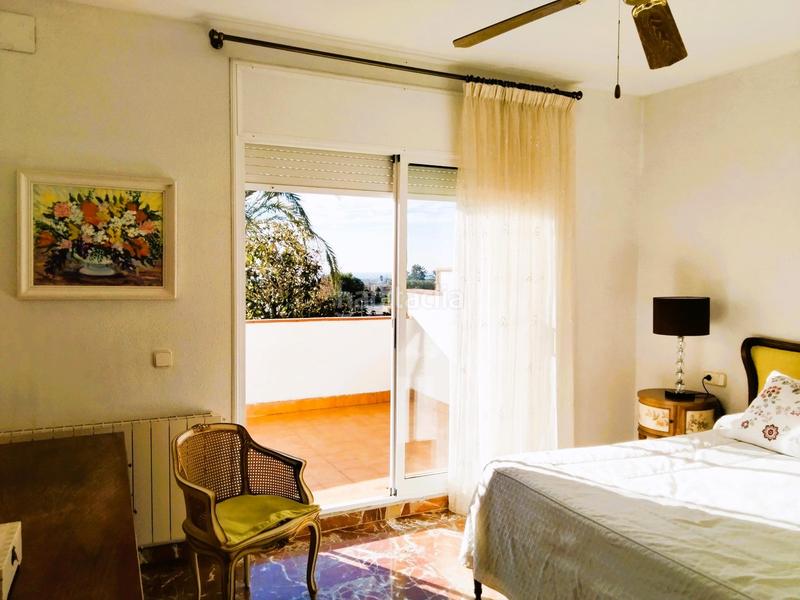 Foto 3672abd6-faa5-4e6d-95fc-ea0fe3b9080a. Chalet impresionante casa unifamiliar de cuatro vientos con jardín y piscina privada en Vendrell (El)