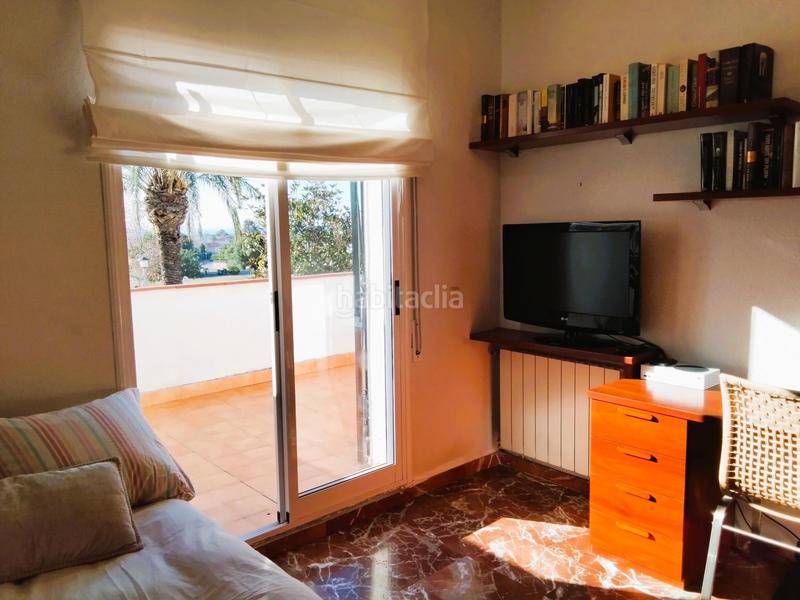 Foto 9af3cedd-f07d-4361-aeda-7682e3a19e17. Chalet impresionante casa unifamiliar de cuatro vientos con jardín y piscina privada en Vendrell (El)