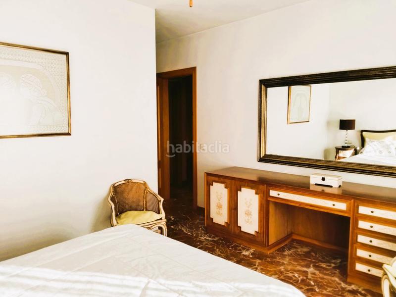 Foto c41ae654-0a5a-406b-8b35-a69e2e8cfb34. Chalet impresionante casa unifamiliar de cuatro vientos con jardín y piscina privada en Vendrell (El)