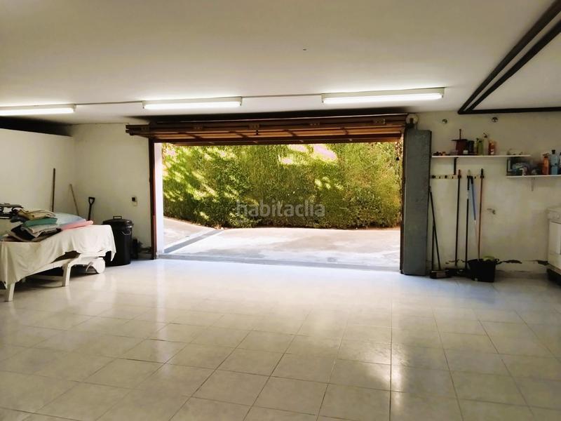 Foto ed0a5485-aec8-475d-b0c1-eb89cc12947e. Chalet impresionante casa unifamiliar de cuatro vientos con jardín y piscina privada en Vendrell (El)