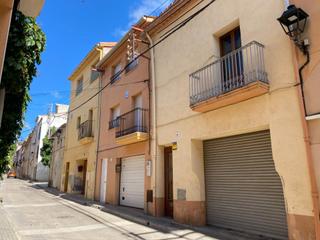 Casa adossada a Arboç (L´). Casa adosada en pleno centro del arboç