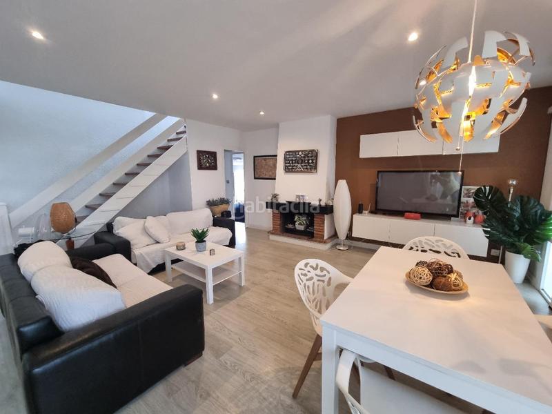 Foto 5d6cd376-f819-4634-b44c-05d7c34c4fd9. Chalet primera linea de mar en Marítima Sud Torredembarra