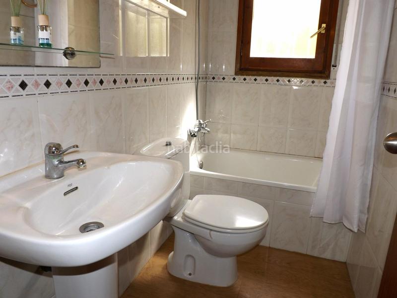 Foto 12610048-8e43-42fa-95a9-8cd82cc7fae8. Xalet amb calefacció aparcament piscina a Segur de dalt Segur de Calafell