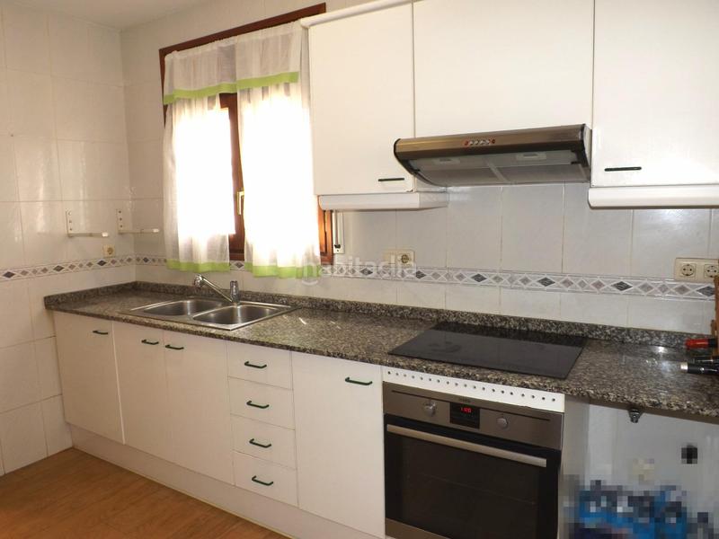 Foto bd0e87f9-5fac-4acb-8372-c721eece5a83. Xalet amb calefacció aparcament piscina a Segur de dalt Segur de Calafell