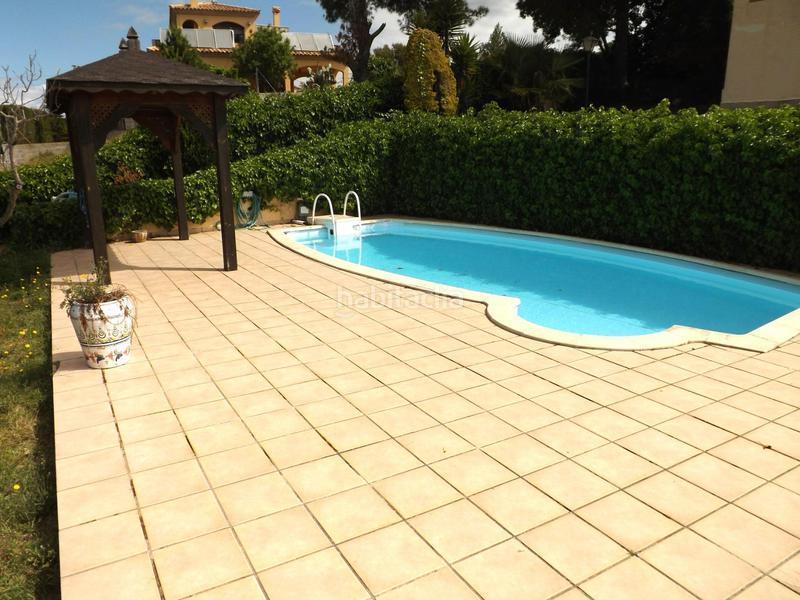 Foto efcb743d-0dbc-4d8f-8f24-b4314fd4e036. Xalet amb calefacció aparcament piscina a Segur de dalt Segur de Calafell