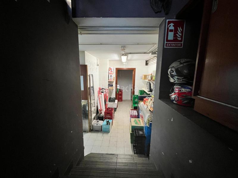 Foto 8235c3ce-4fb9-4782-97fa-383e451ae932. Alquiler local comercial en Centre Vendrell (El)