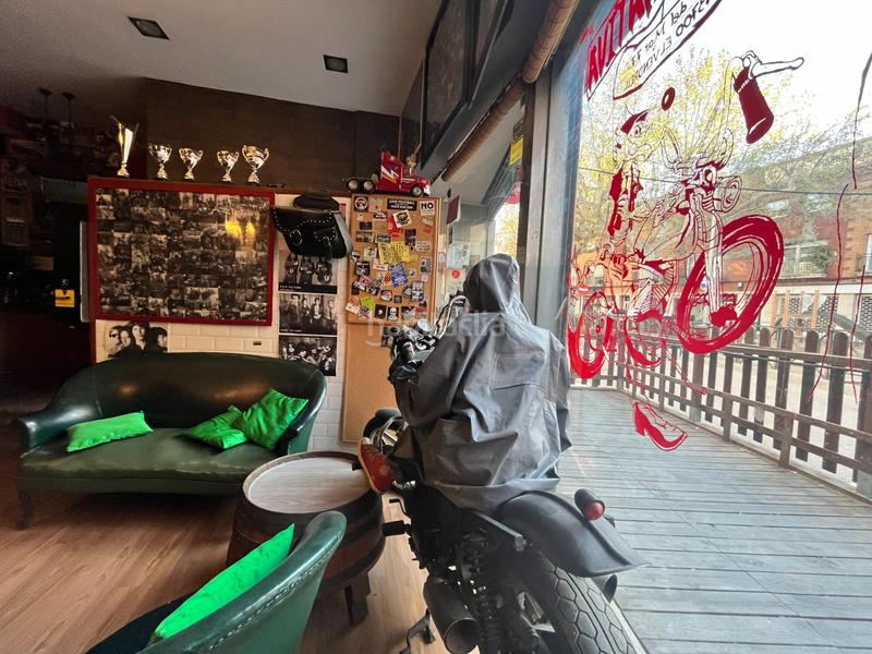 Foto dd59a5d9-e0bc-48eb-904b-0b53de5b2c58. Alquiler local comercial en Centre Vendrell (El)