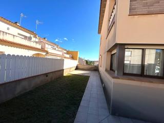 Miete Reihenhaus in Banyeres del Penedès. Espectacular casa adosada de alquiler en banyeres del penedès
