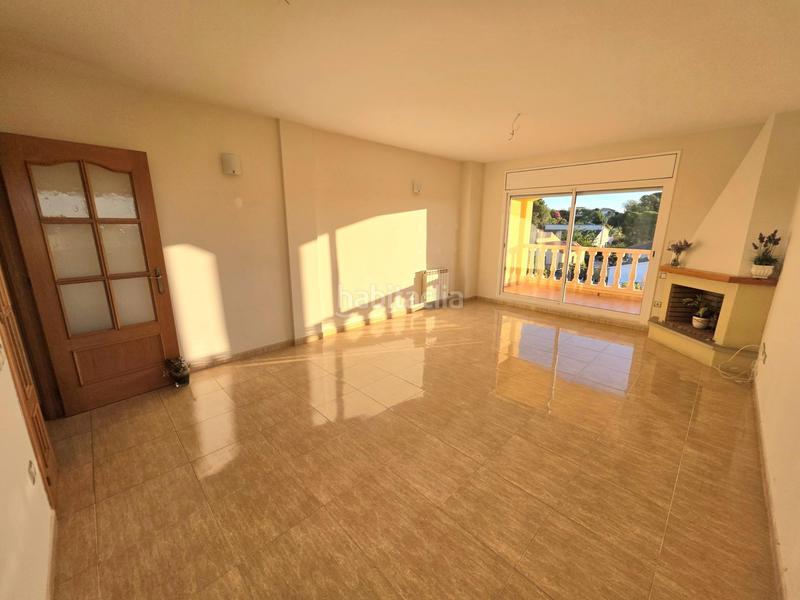 Foto b45f9caa-3029-4aeb-8939-286eda6c5e37. Casa a schiera con riscaldamento parcheggio in Pobla de Montornès (La)