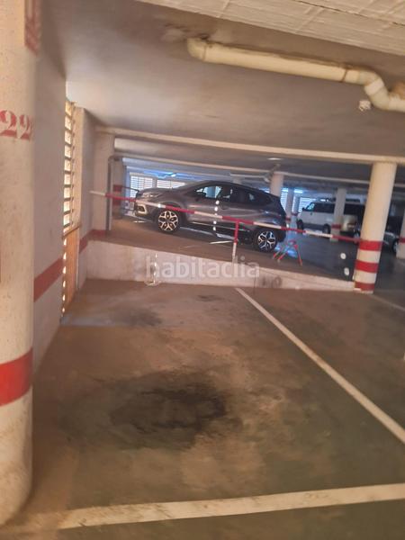 Foto 84f668d1-ebec-4861-8580-cc41f98bf4f9. Aparcament cotxe a Calafell platja Calafell