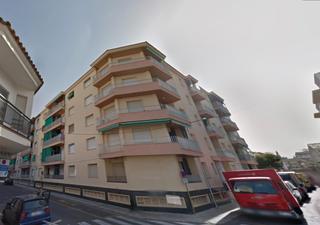 Appartamento  Carrer rafael casanova 6. Piso en calafell platja segunda linea