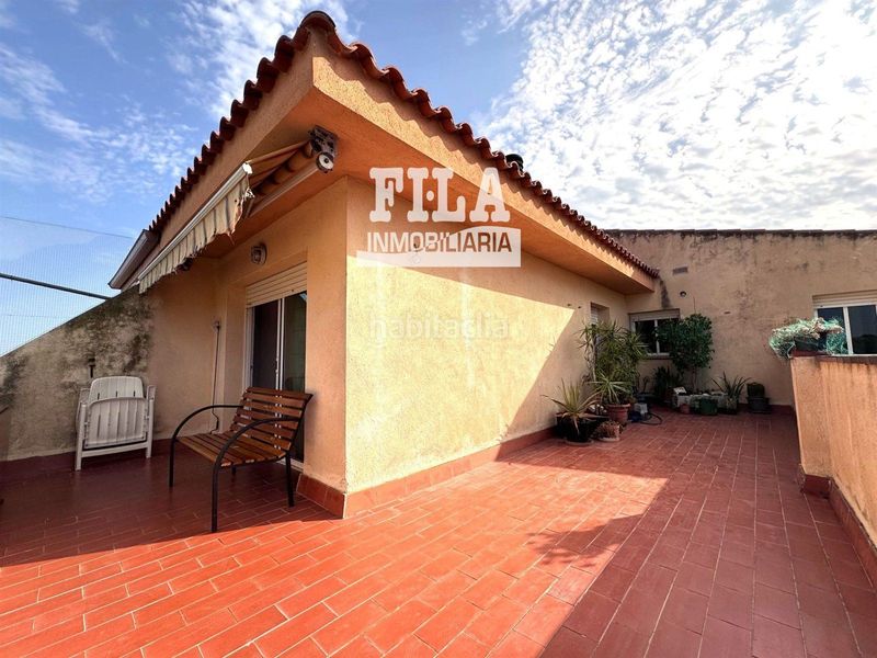 Foto 212b11ef-f1cd-4059-8b35-2c73dd8d0065. Àtic amb aparcament a Pobla de Montornès (La)