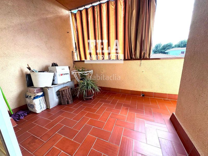 Foto c24e07d6-c384-4310-9e0d-c4f31099a081. Àtic amb aparcament a Pobla de Montornès (La)