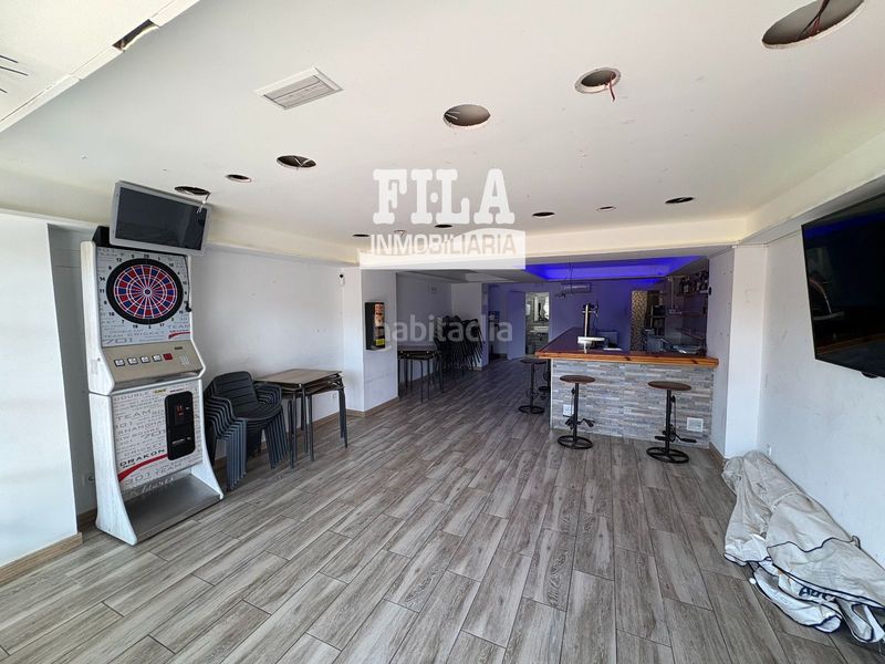 Foto d051a6bf-7784-451b-a4d6-cf2e940e3b30. Local comercial a Calafell platja Calafell