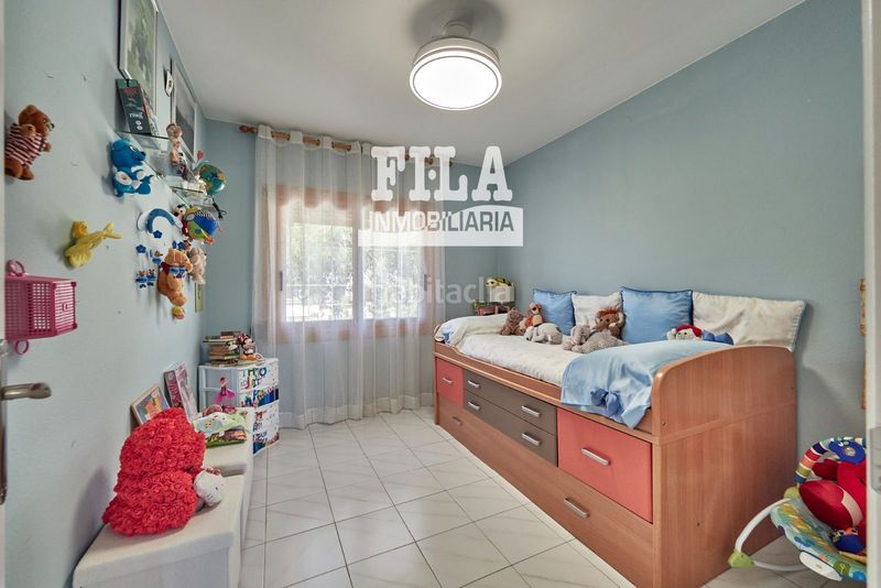 Foto 5568768e-1125-45e6-8a04-5d2c85562bab. Chalet avec chauffage parking piscine dans Els Masos - Els Garrofers Coma-ruga