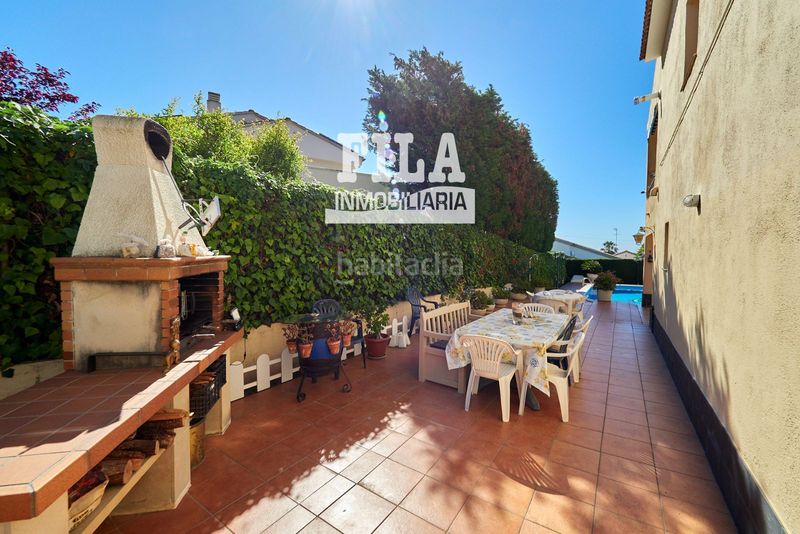 Foto 98b812fb-3c19-4607-bf91-9f2fe6c518dc. Chalet avec chauffage parking piscine dans Els Masos - Els Garrofers Coma-ruga