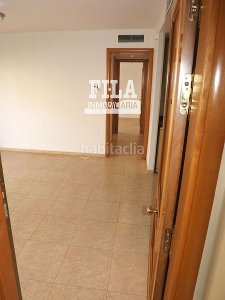 Foto 01053204-3d08-4b9f-a030-61e46e93d7b1. Pis amb calefacció aparcament a Calafell poble Calafell