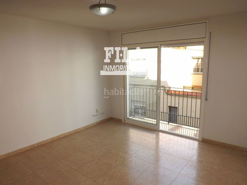 Foto a8f64dbe-b2d3-481d-8928-2e08cfbf6825. Pis amb calefacció aparcament a Calafell poble Calafell