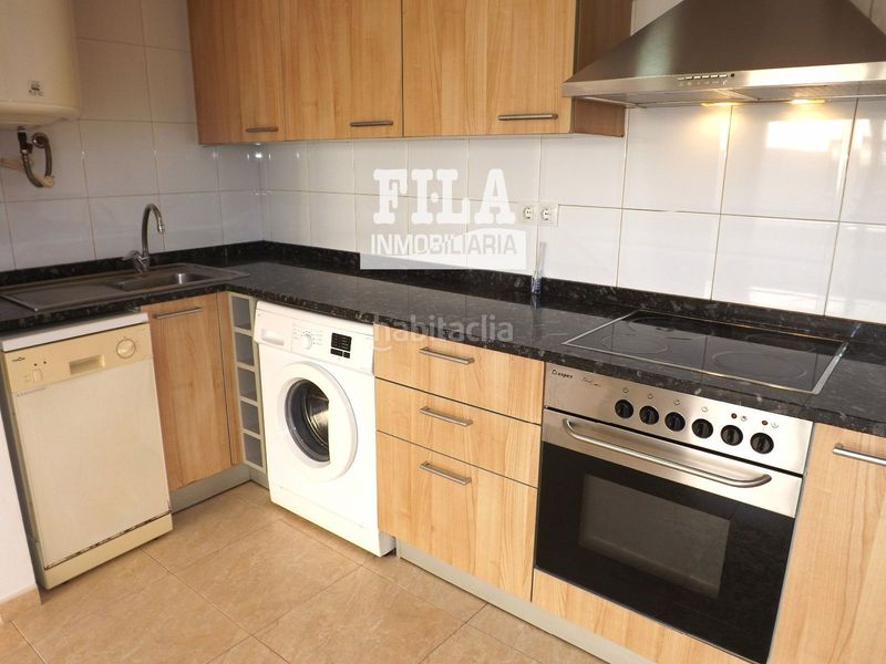 Foto c4d980b2-dcff-45fe-95d6-361604849e0d. Pis amb calefacció aparcament a Calafell poble Calafell