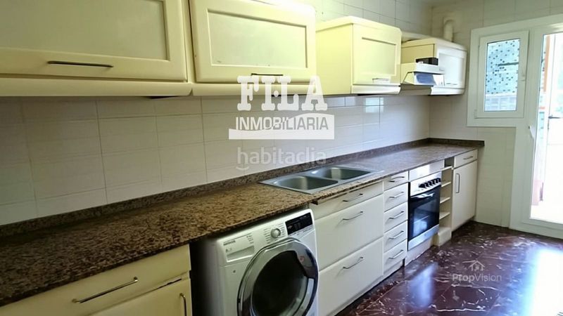 Foto ee432617-2a3e-496b-a276-cc10503e4ffe. Piso amplia planta baja cerca de todos los servicios en Segur de Calafell