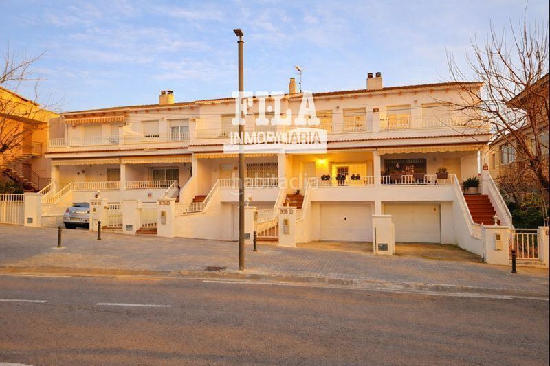 Foto e0fb56a5-88d8-4a92-99d3-1e3d71a25ca8. Casa adossada amb calefacció aparcament piscina a Segur de Calafell