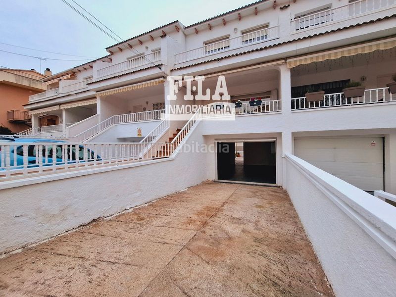 Foto f8388012-625f-4a6d-8b2f-e4ad604e4f79. Casa adossada amb calefacció aparcament piscina a Segur de Calafell