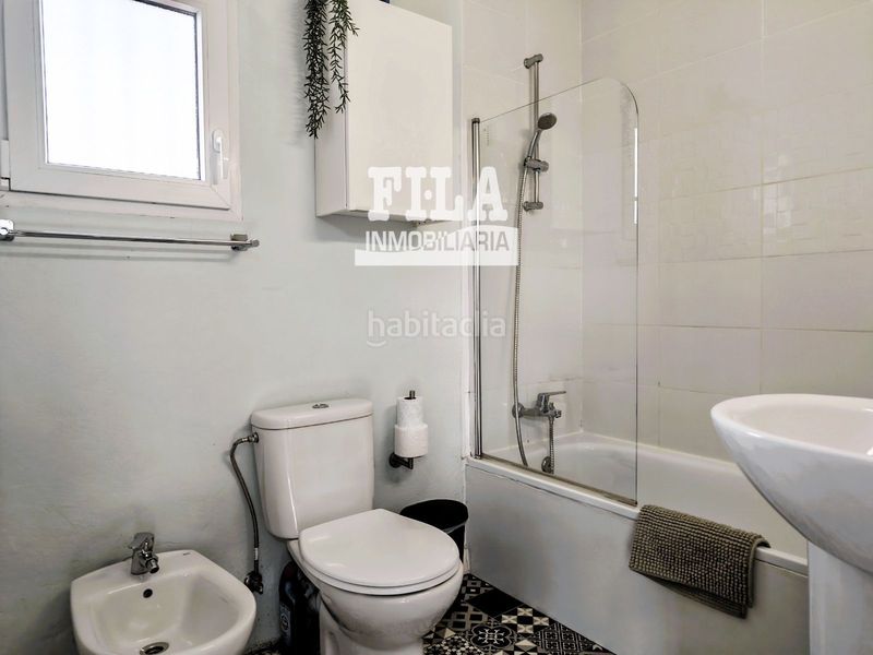 Foto 1a80c860-5920-438e-a80d-ca4be10bb6c6. Xalet amb calefacció aparcament piscina a Bellvei