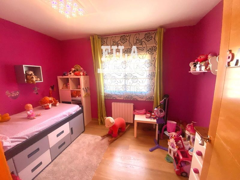 Foto 113e327d-702a-4699-af95-d50c870e4f80. Casa amb calefacció aparcament piscina a Valldemar-Montmar Segur de Calafell