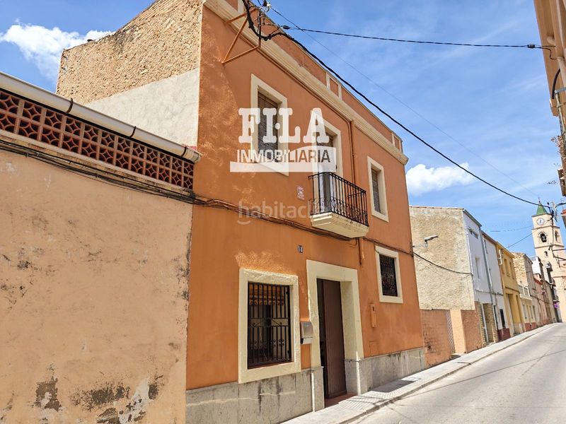 Foto 2d38cf79-8271-4171-b14a-faef69e877f5. Casa adossada a Llorenç del Penedès