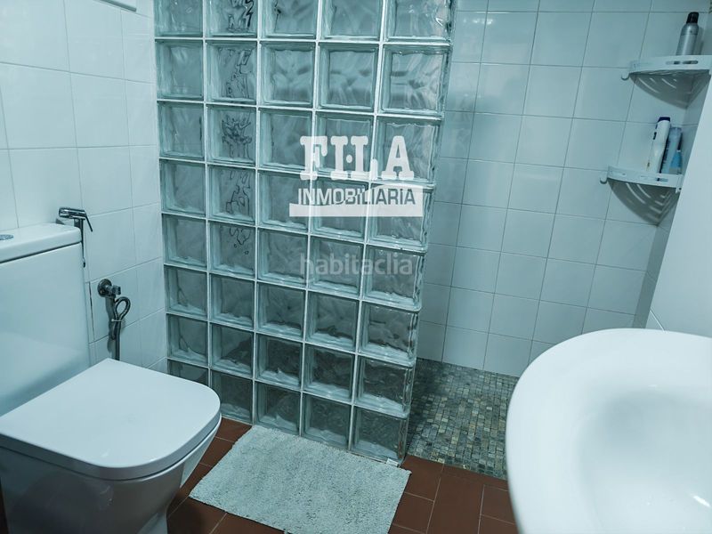 Foto a07ac02f-0856-40a3-bbdd-b245b7607bdd. Casa adossada a Llorenç del Penedès