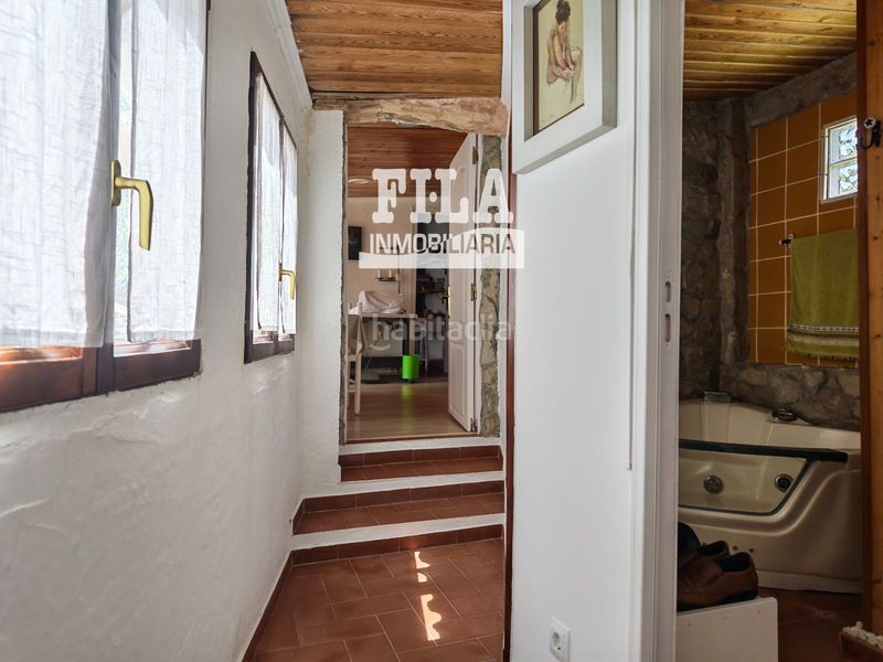 Foto af7aec45-b709-4a64-847f-a701d152b057. Casa adossada a Llorenç del Penedès