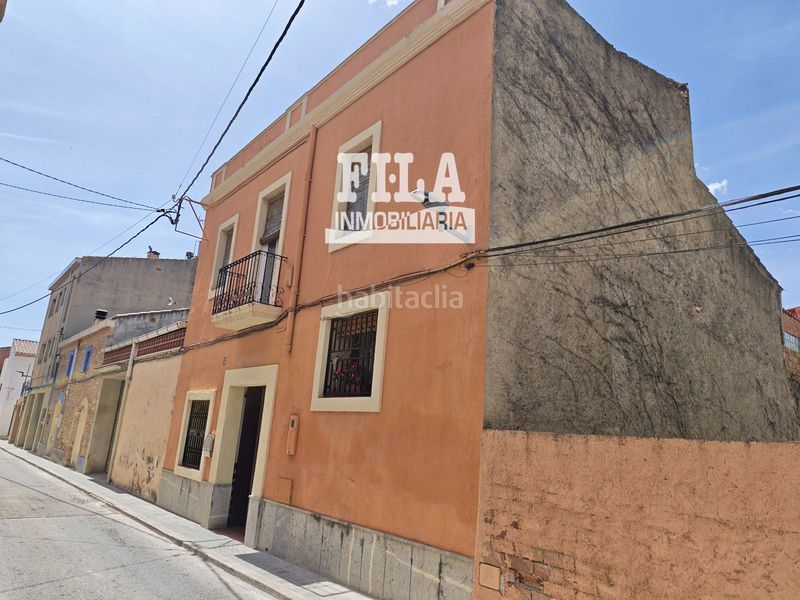Foto d968a122-6542-4f35-9c84-ed09f29dbf59. Casa adossada a Llorenç del Penedès