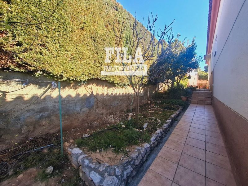 Foto c39f7ba8-6829-40e1-ae29-878cc796a715. Xalet amb calefacció aparcament a Segur de Calafell nucli urbà Segur de Calafell