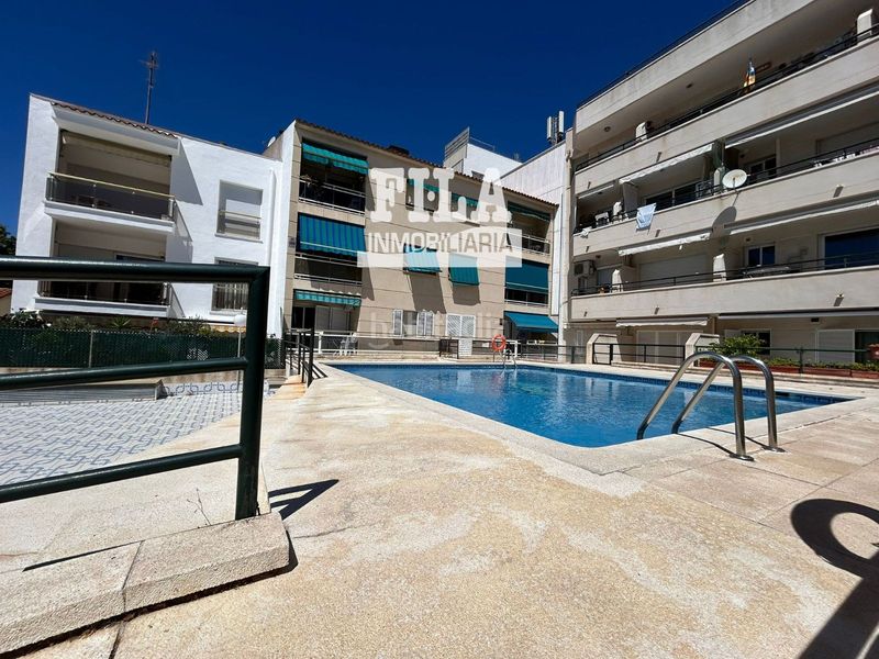 Foto 541a8caa-fb25-4ac4-8ea6-f475bcad6809. Pis amb aparcament piscina a Calafell platja Calafell