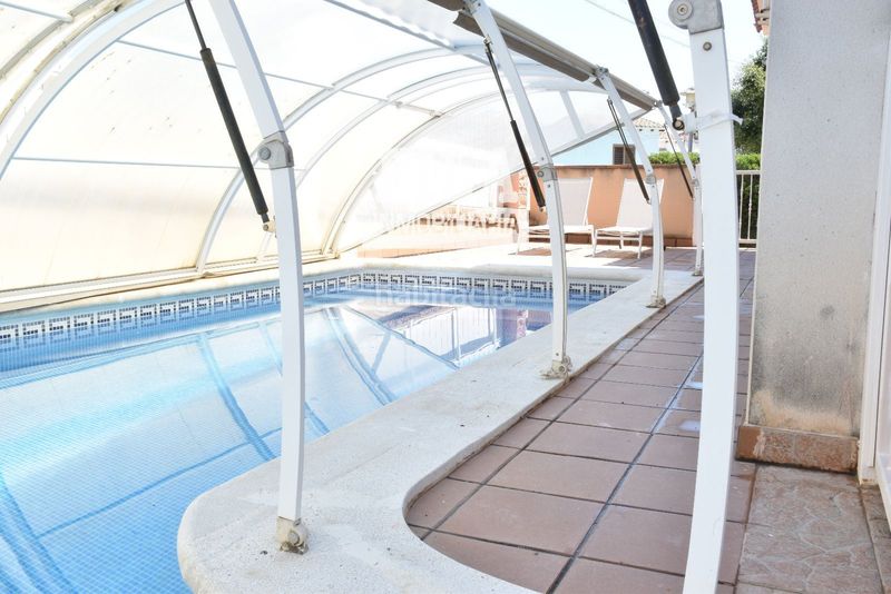 Foto 78d222b8-3e13-4726-9d70-5a16c3744fc3. Xalet amb calefacció aparcament piscina a Bonavista Vendrell (El)