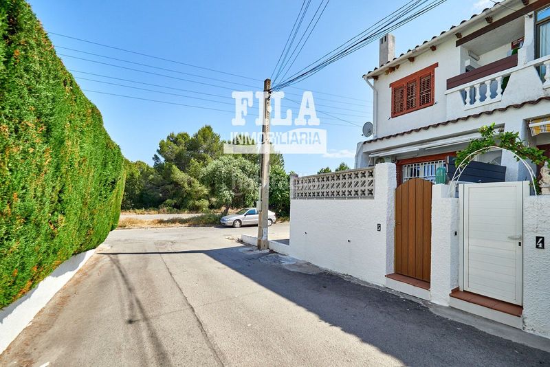 Foto 52eb7e49-0f42-44e8-8eb1-5ad30ff7710d. Casa con riscaldamento parcheggio piscina in Els Masos - Els Garrofers Coma-ruga