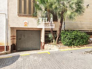 Car parking in Calafell Poble
