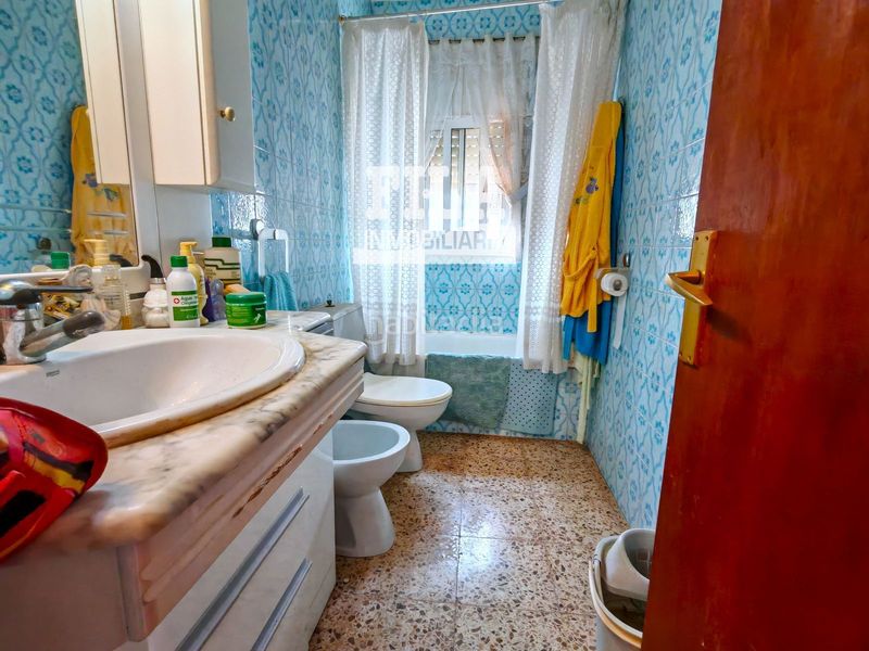 Foto acc764c4-49d8-461a-b7b2-899065ab8be9. Casa amb calefacció aparcament piscina a Calafell park Calafell