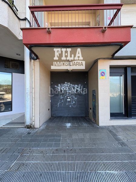 Foto e4efa977-bdc5-4296-ae97-f6cbcd5940f7. Aparcament cotxe a Calafell platja Calafell