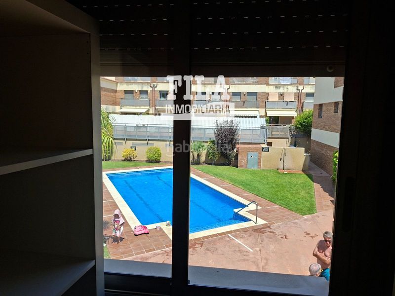 Foto 0696845e-39b3-497f-9cc3-d69f53115d50. Casa adossada amb aparcament piscina a Bonavista Vendrell (El)