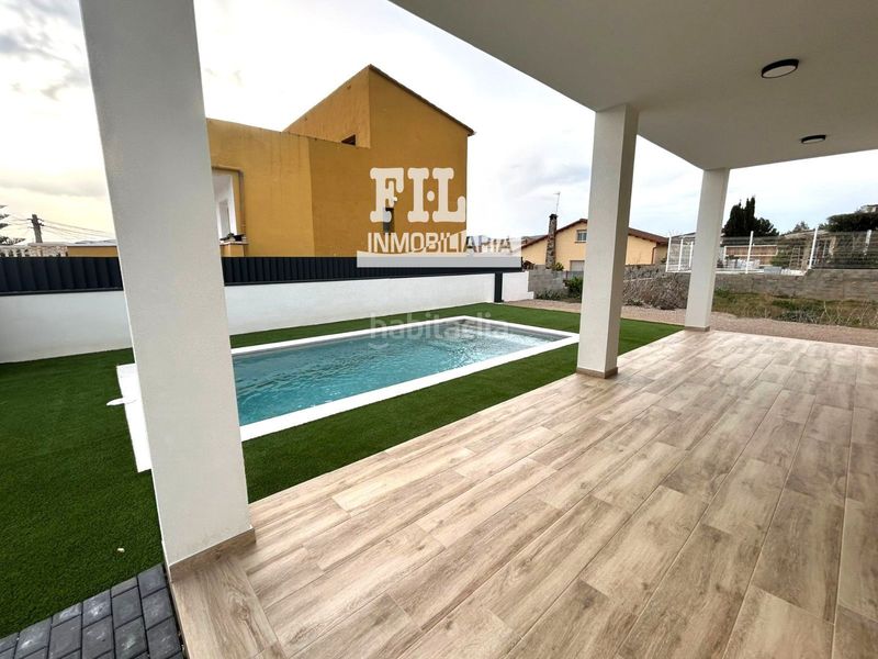 Foto 4957a2be-dde4-47cd-b51e-f4a73245bd64. Location chalet avec chauffage parking piscine dans Vendrell (El)